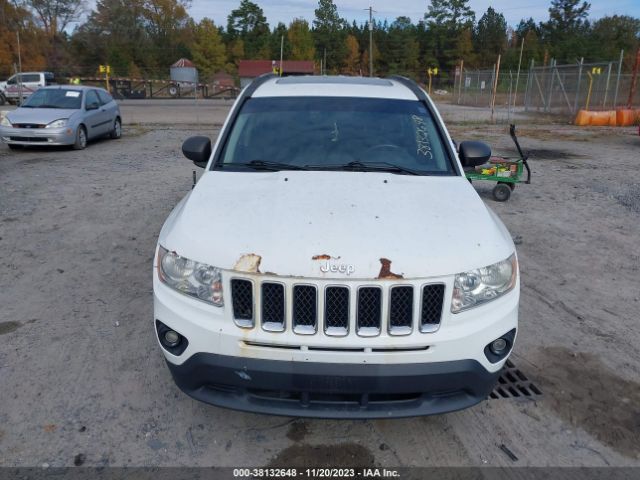 Photo 5 VIN: 1J4NF1FB2BD279024 - JEEP COMPASS 