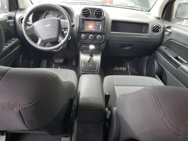 Photo 7 VIN: 1J4NF1FB3AD652554 - JEEP COMPASS 