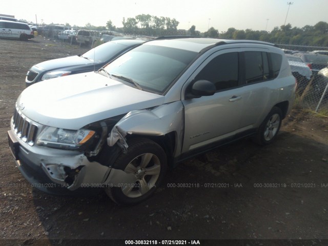 Photo 1 VIN: 1J4NF1FB3BD135529 - JEEP COMPASS 