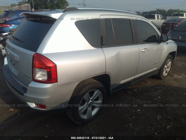 Photo 3 VIN: 1J4NF1FB3BD135529 - JEEP COMPASS 