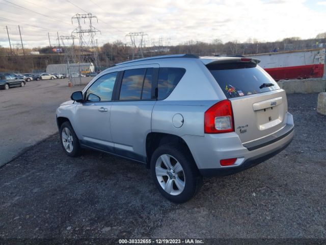 Photo 2 VIN: 1J4NF1FB3BD149818 - JEEP COMPASS 