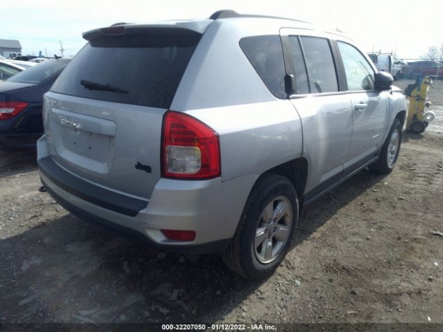 Photo 3 VIN: 1J4NF1FB3BD163735 - JEEP COMPASS 