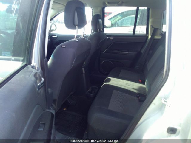 Photo 7 VIN: 1J4NF1FB3BD163735 - JEEP COMPASS 