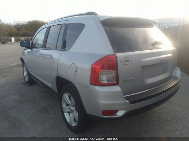 Photo 2 VIN: 1J4NF1FB3BD222900 - JEEP COMPASS 