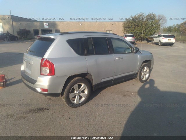 Photo 3 VIN: 1J4NF1FB3BD227546 - JEEP COMPASS 