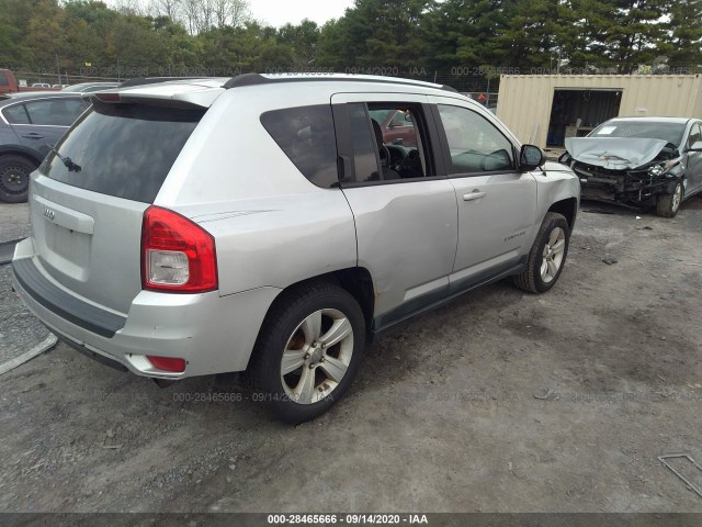 Photo 3 VIN: 1J4NF1FB3BD248204 - JEEP COMPASS 