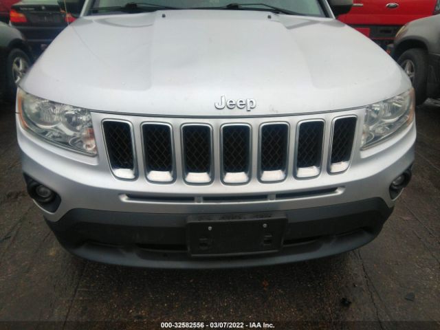 Photo 5 VIN: 1J4NF1FB4BD240368 - JEEP COMPASS 