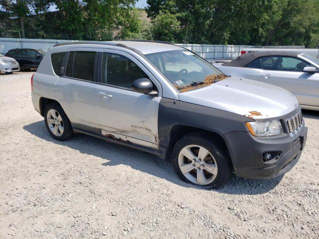 Photo 3 VIN: 1J4NF1FB5BD222896 - JEEP COMPASS 