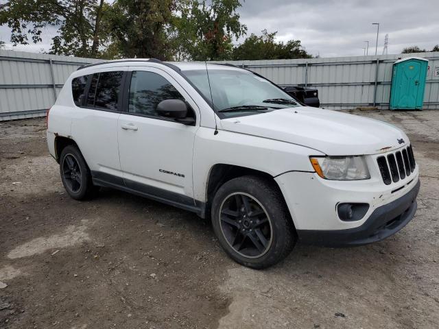 Photo 3 VIN: 1J4NF1FB5BD280748 - JEEP COMPASS 