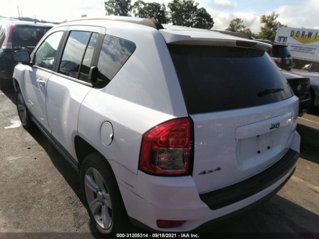 Photo 2 VIN: 1J4NF1FB6BD240484 - JEEP COMPASS 