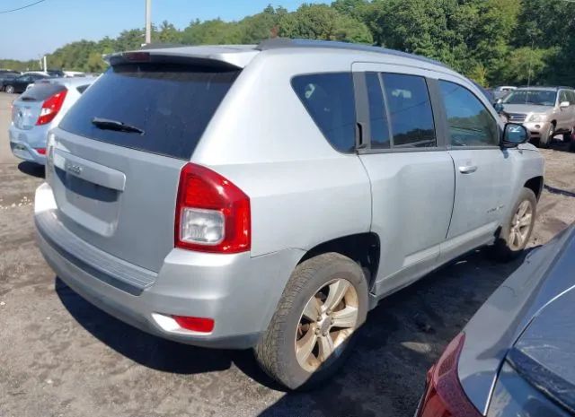 Photo 3 VIN: 1J4NF1FB6BD255616 - JEEP COMPASS 