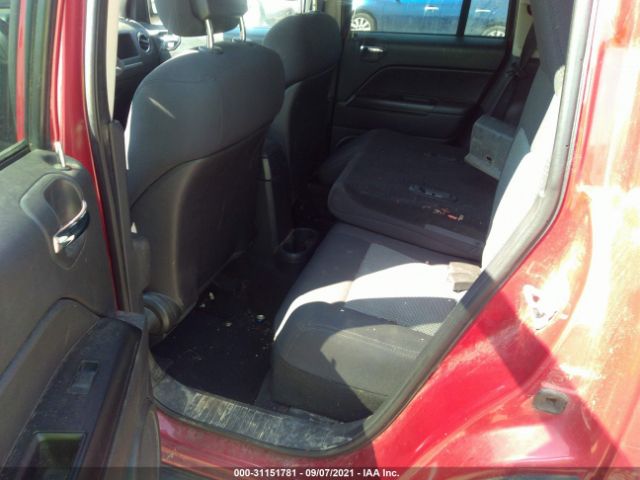 Photo 7 VIN: 1J4NF1FB7AD640584 - JEEP COMPASS 