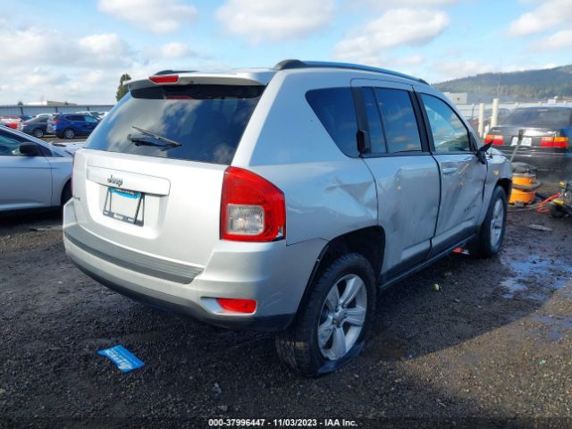 Photo 3 VIN: 1J4NF1FB7BD148400 - JEEP COMPASS 