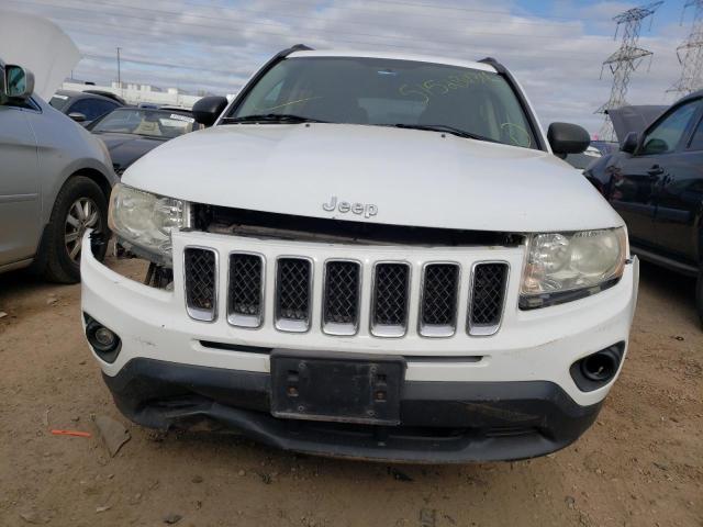 Photo 4 VIN: 1J4NF1FB7BD282825 - JEEP COMPASS 