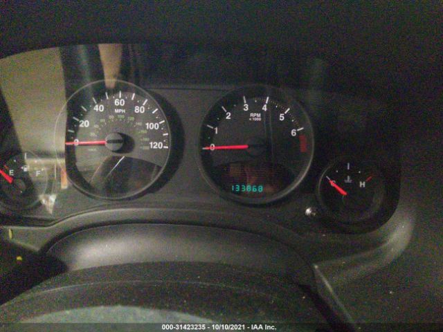 Photo 6 VIN: 1J4NF1FB8BD135056 - JEEP COMPASS 