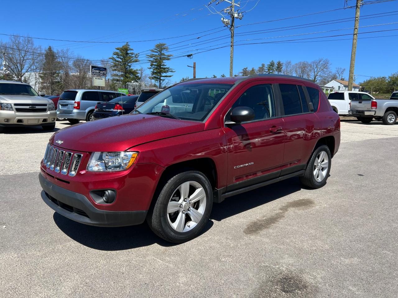 Photo 1 VIN: 1J4NF1FB8BD135221 - JEEP COMPASS 