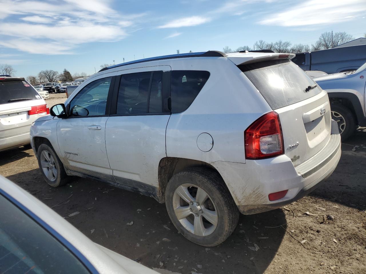 Photo 1 VIN: 1J4NF1FB8BD188968 - JEEP COMPASS 