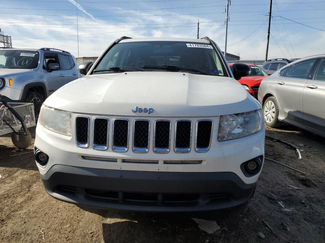 Photo 4 VIN: 1J4NF1FB8BD188968 - JEEP COMPASS 