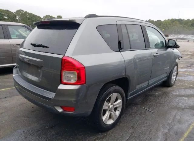 Photo 3 VIN: 1J4NF1FB8BD243919 - JEEP COMPASS 