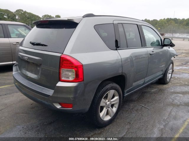 Photo 3 VIN: 1J4NF1FB8BD243919 - JEEP COMPASS 