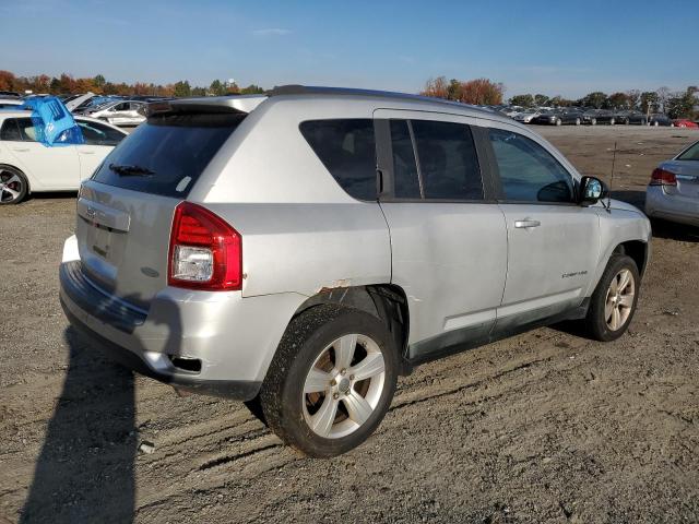 Photo 2 VIN: 1J4NF1FB8BD258047 - JEEP COMPASS 