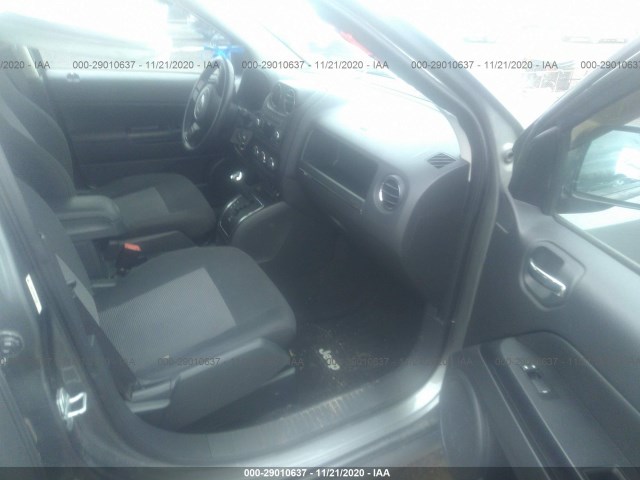 Photo 4 VIN: 1J4NF1FB9BD201596 - JEEP COMPASS 