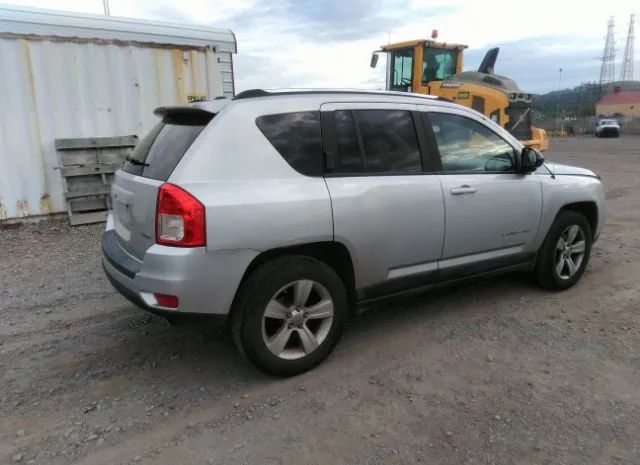 Photo 3 VIN: 1J4NF1FBXBD135057 - JEEP COMPASS 