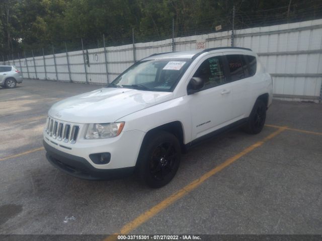 Photo 1 VIN: 1J4NF1FBXBD215300 - JEEP COMPASS 