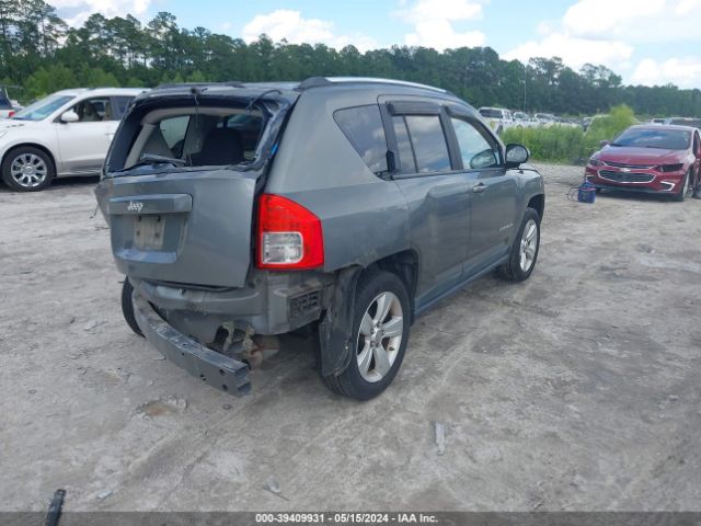 Photo 3 VIN: 1J4NF1FBXBD218214 - JEEP COMPASS 