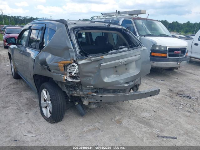 Photo 5 VIN: 1J4NF1FBXBD218214 - JEEP COMPASS 