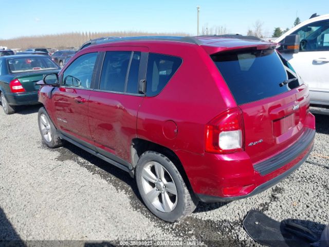 Photo 2 VIN: 1J4NF1FBXBD223235 - JEEP COMPASS 