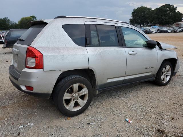 Photo 2 VIN: 1J4NF1FBXBD227625 - JEEP COMPASS 