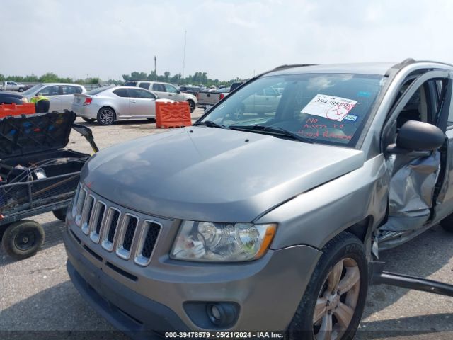 Photo 1 VIN: 1J4NF1FBXBD278588 - JEEP COMPASS 