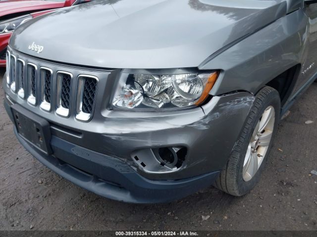 Photo 5 VIN: 1J4NF1FBXBD279014 - JEEP COMPASS 