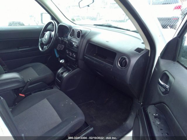 Photo 4 VIN: 1J4NF1GB1BD150254 - JEEP PATRIOT 