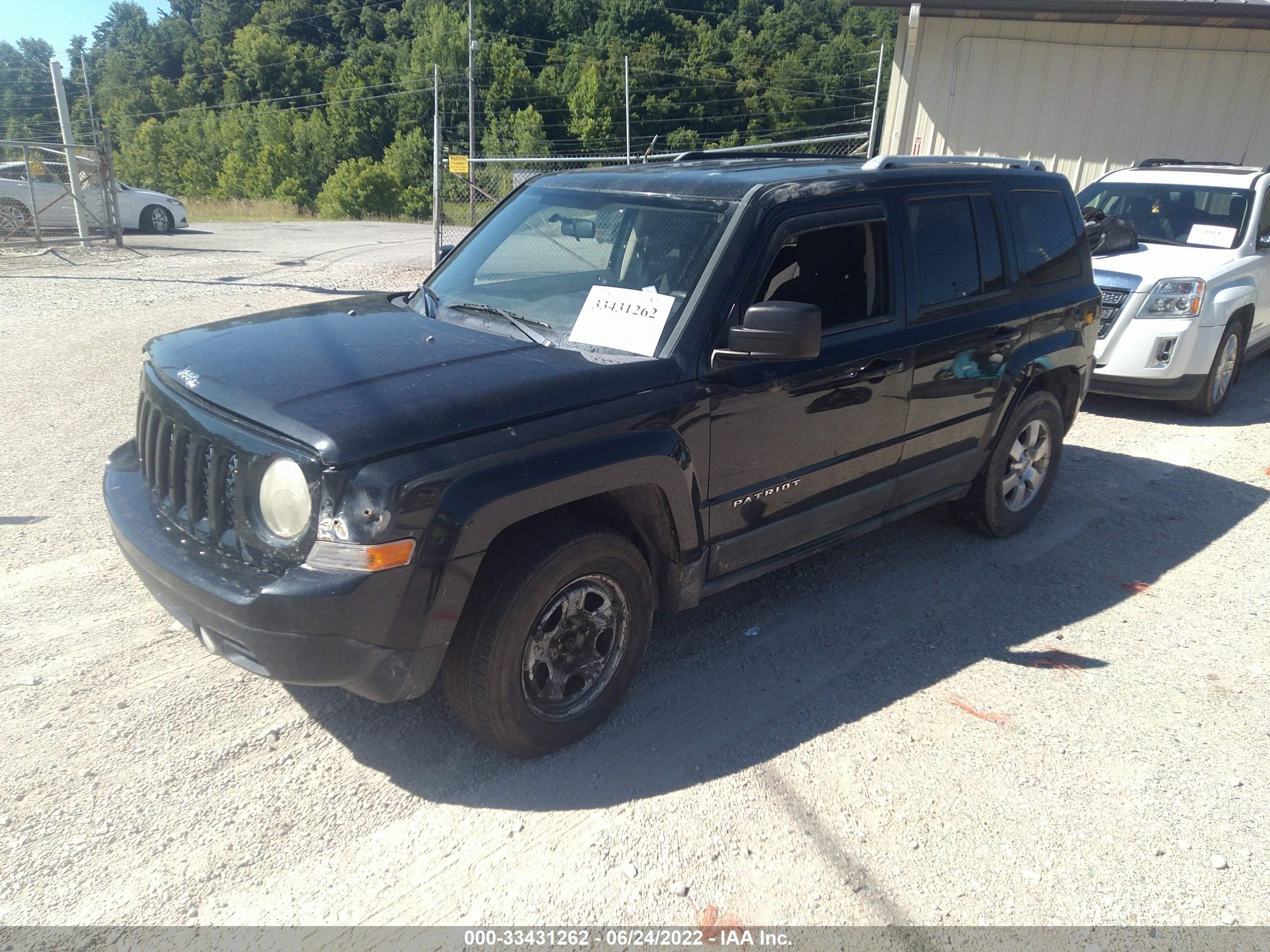 Photo 1 VIN: 1J4NF1GB1BD156829 - JEEP LIBERTY (PATRIOT) 