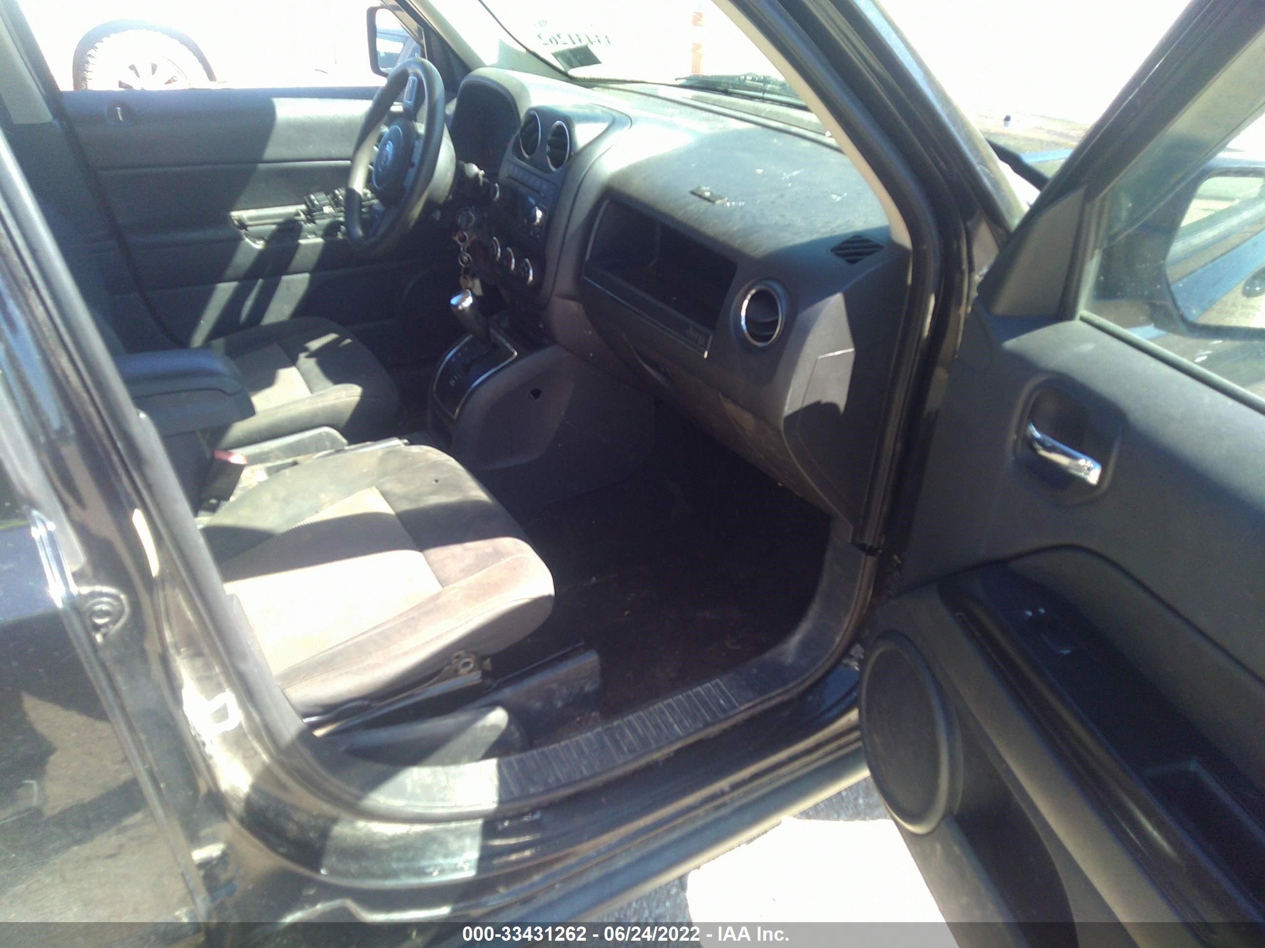 Photo 4 VIN: 1J4NF1GB1BD156829 - JEEP LIBERTY (PATRIOT) 