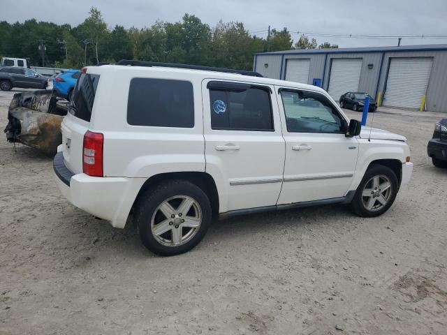 Photo 2 VIN: 1J4NF1GB2AD620340 - JEEP PATRIOT SP 
