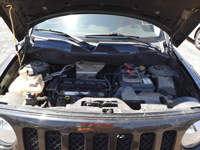 Photo 6 VIN: 1J4NF1GB2BD100382 - JEEP PATRIOT SP 