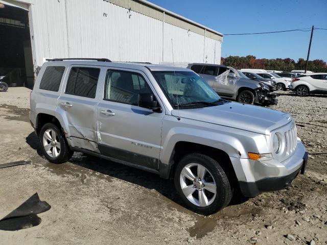 Photo 3 VIN: 1J4NF1GB2BD105520 - JEEP PATRIOT SP 