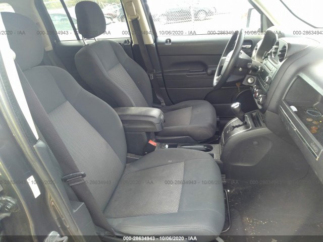 Photo 4 VIN: 1J4NF1GB3AD675752 - JEEP PATRIOT 