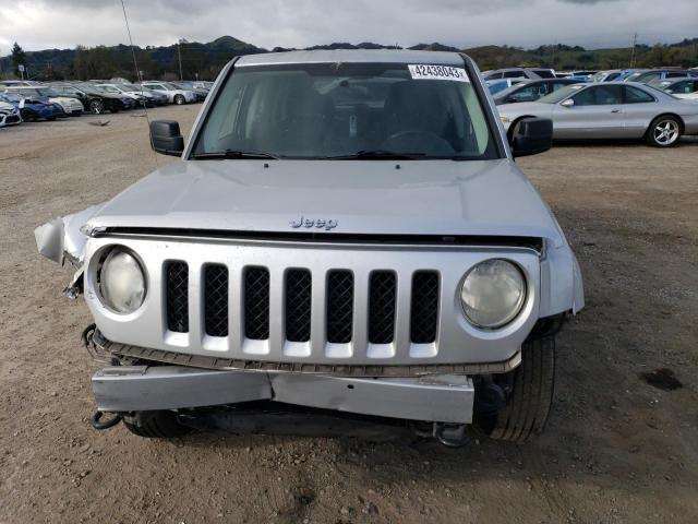 Photo 4 VIN: 1J4NF1GB3BD186804 - JEEP PATRIOT SP 