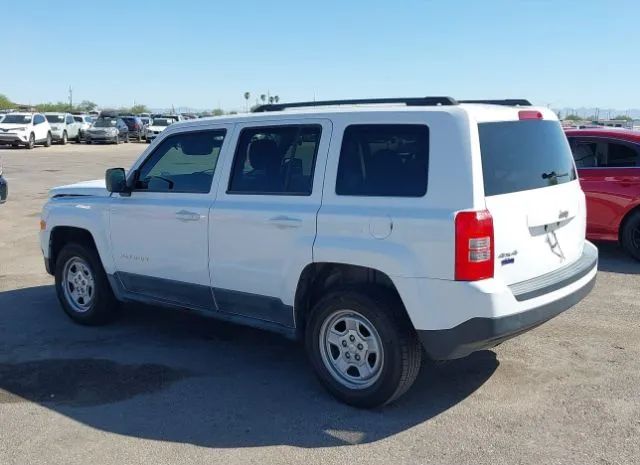 Photo 2 VIN: 1J4NF1GB3BD227691 - JEEP PATRIOT 