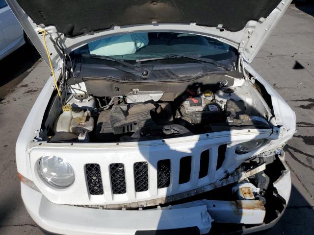 Photo 6 VIN: 1J4NF1GB3BD258276 - JEEP PATRIOT SP 