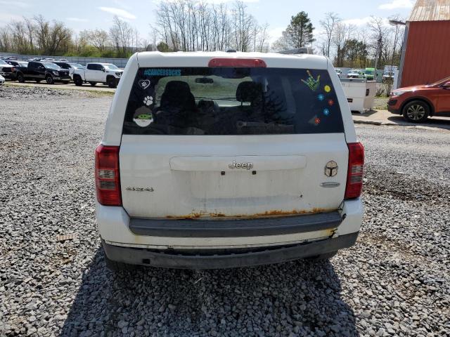 Photo 5 VIN: 1J4NF1GB4BD100948 - JEEP PATRIOT 