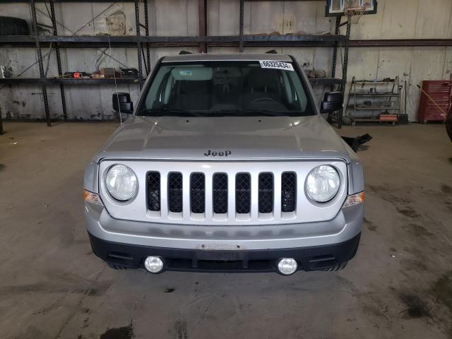 Photo 4 VIN: 1J4NF1GB4BD174208 - JEEP PATRIOT SP 