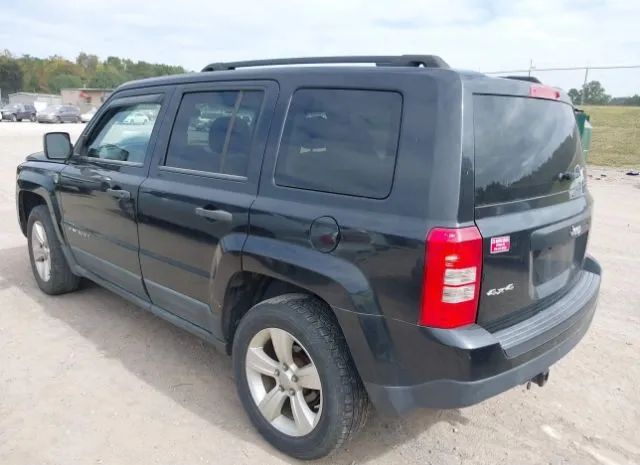 Photo 2 VIN: 1J4NF1GB4BD202427 - JEEP PATRIOT 