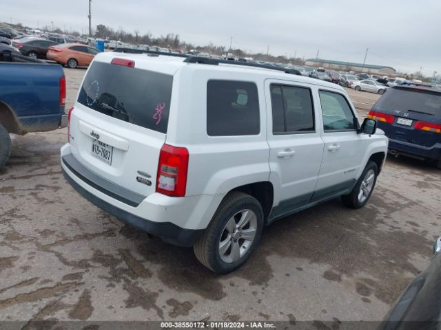 Photo 3 VIN: 1J4NF1GB4BD265656 - JEEP PATRIOT 