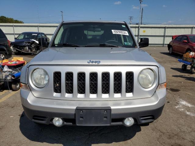 Photo 4 VIN: 1J4NF1GB4BD274731 - JEEP PATRIOT SP 