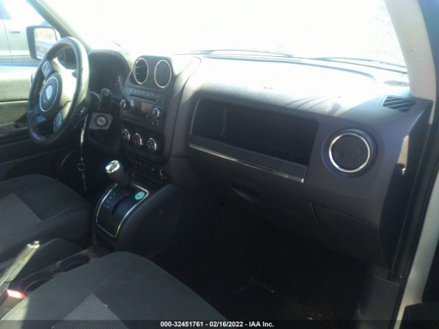 Photo 4 VIN: 1J4NF1GB4BD282182 - JEEP PATRIOT 